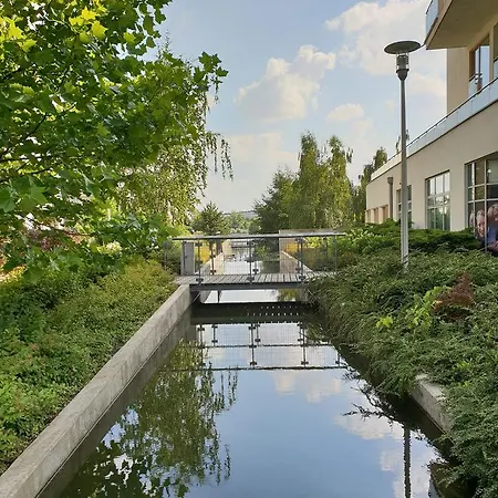 Apartament Marina Mokotow شقة *